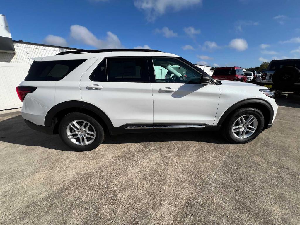 new 2025 Ford Explorer car, priced at $41,105