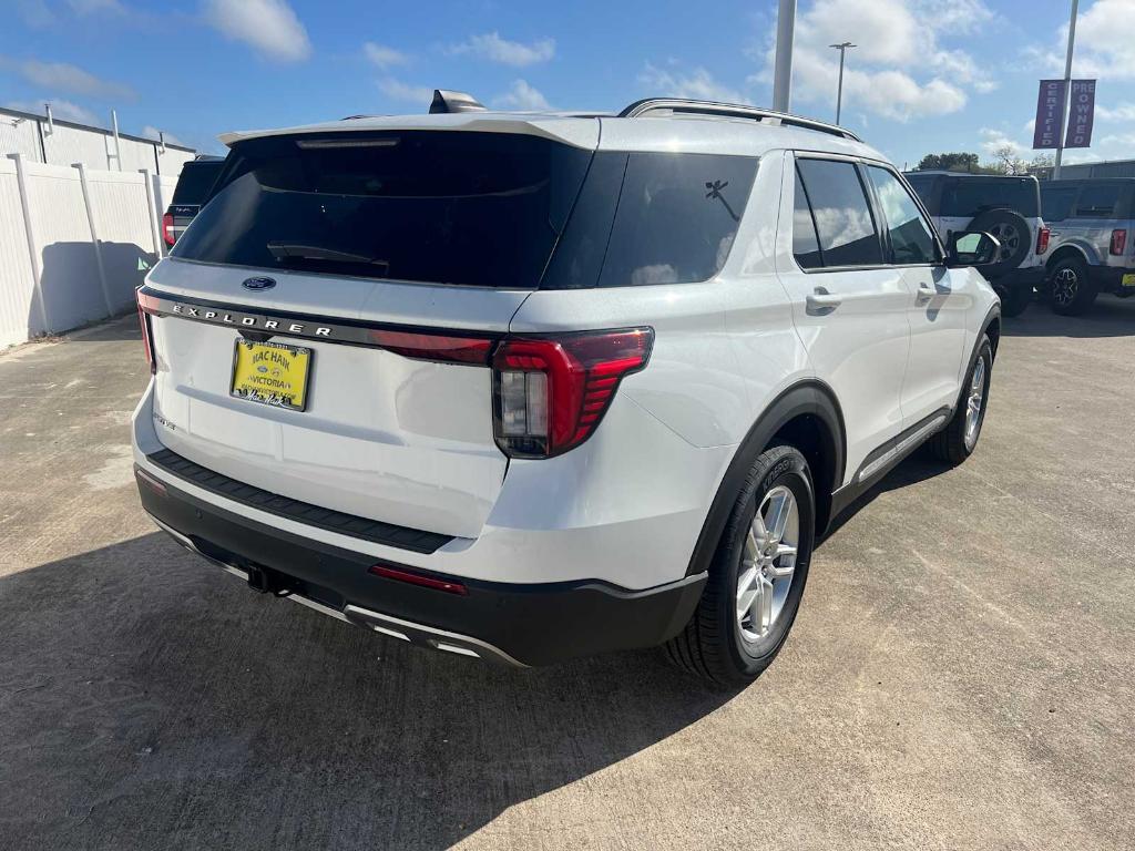 new 2025 Ford Explorer car, priced at $41,105