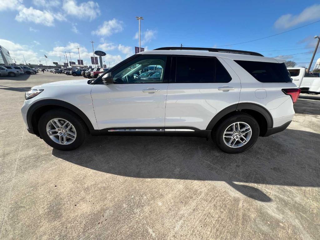 new 2025 Ford Explorer car, priced at $41,105