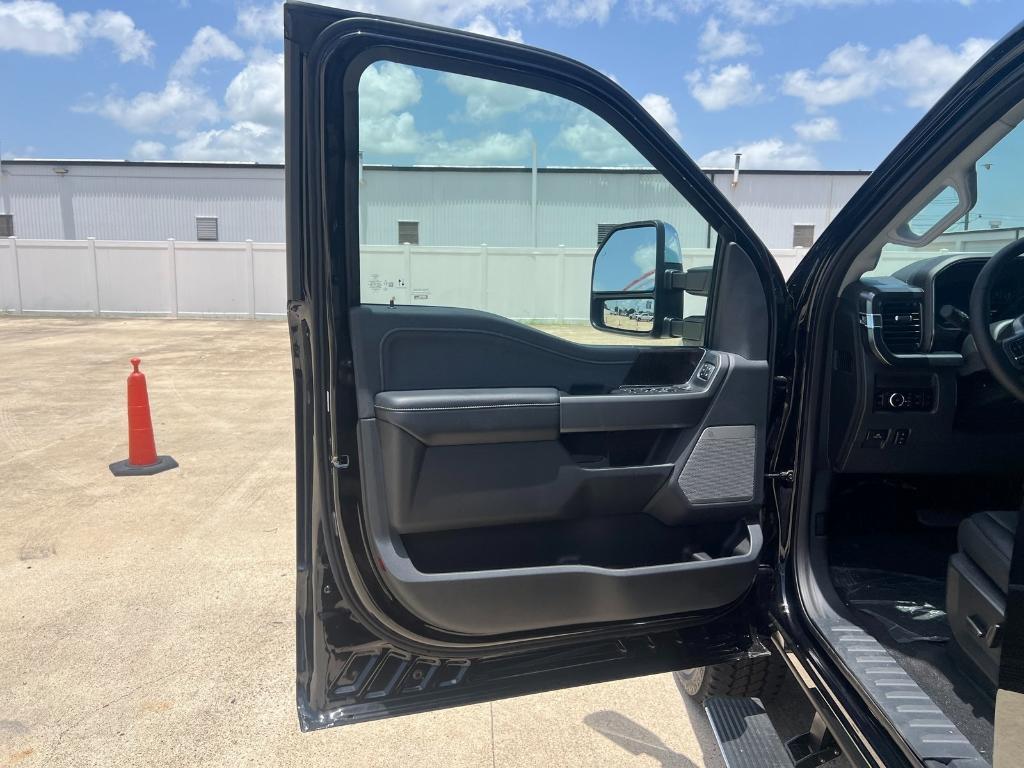 new 2025 Ford F-350 car, priced at $75,470