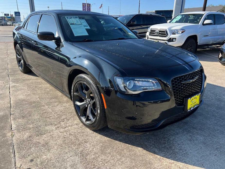 used 2022 Chrysler 300 car, priced at $22,543