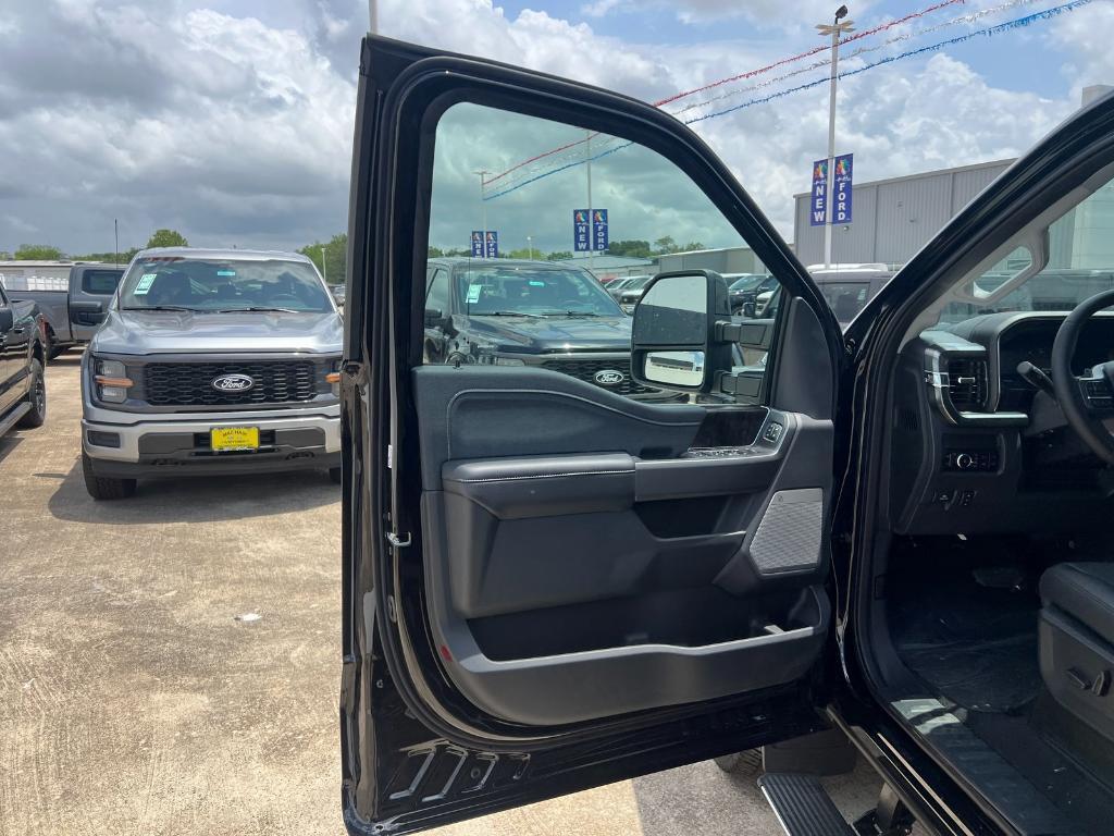 new 2025 Ford F-350 car, priced at $79,400