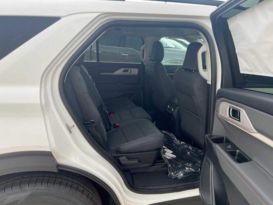 new 2025 Ford Explorer car, priced at $38,245