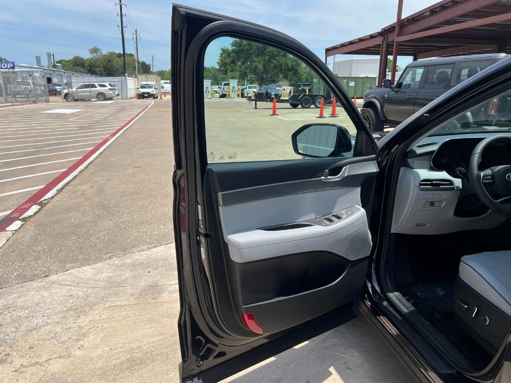 new 2025 Hyundai Palisade car, priced at $40,700