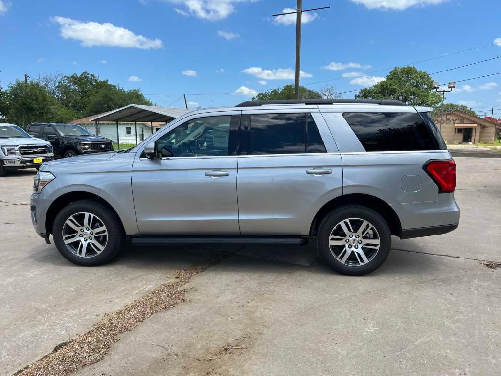 new 2024 Ford Expedition car, priced at $56,125