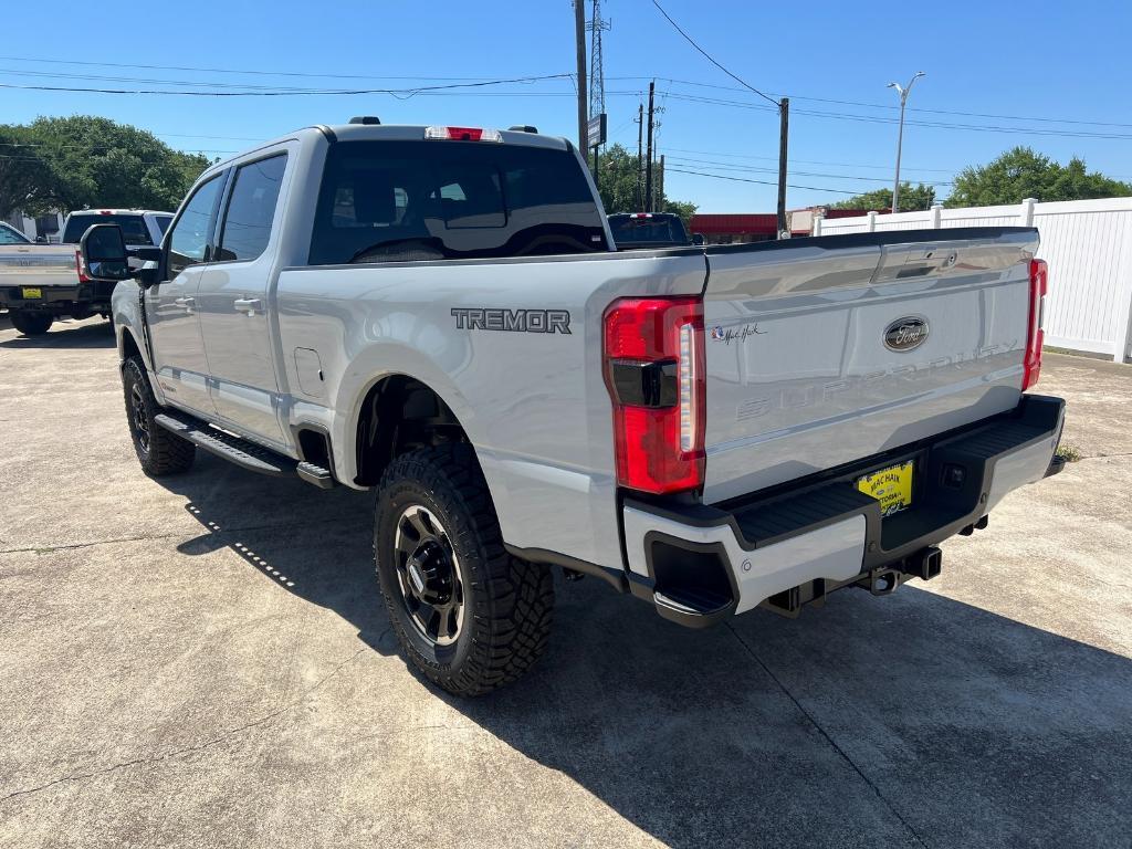 new 2025 Ford F-250 car, priced at $91,600