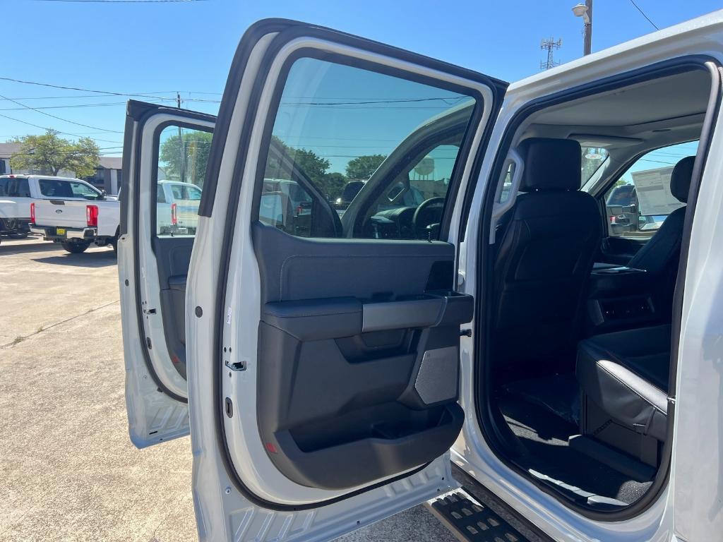 new 2025 Ford F-250 car, priced at $91,600