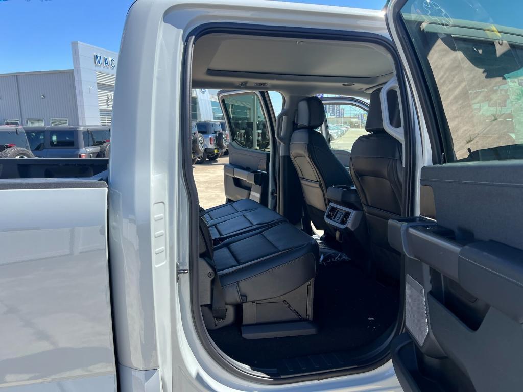 new 2025 Ford F-250 car, priced at $91,600