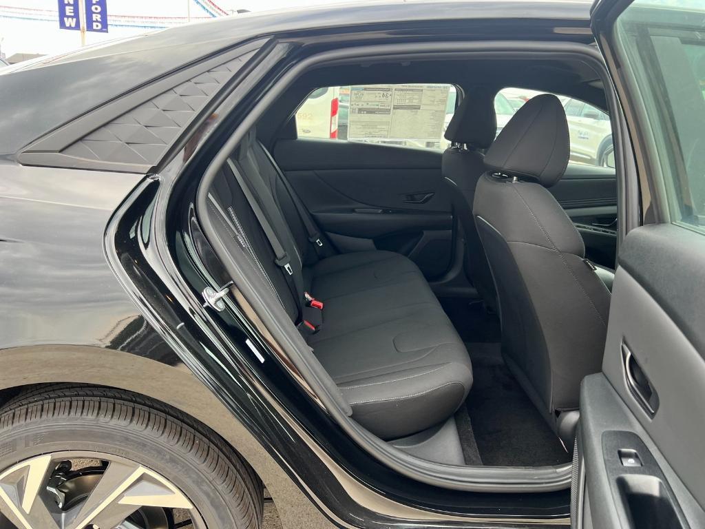 new 2025 Hyundai Elantra car, priced at $24,712