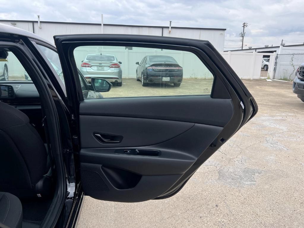 new 2025 Hyundai Elantra car, priced at $24,712