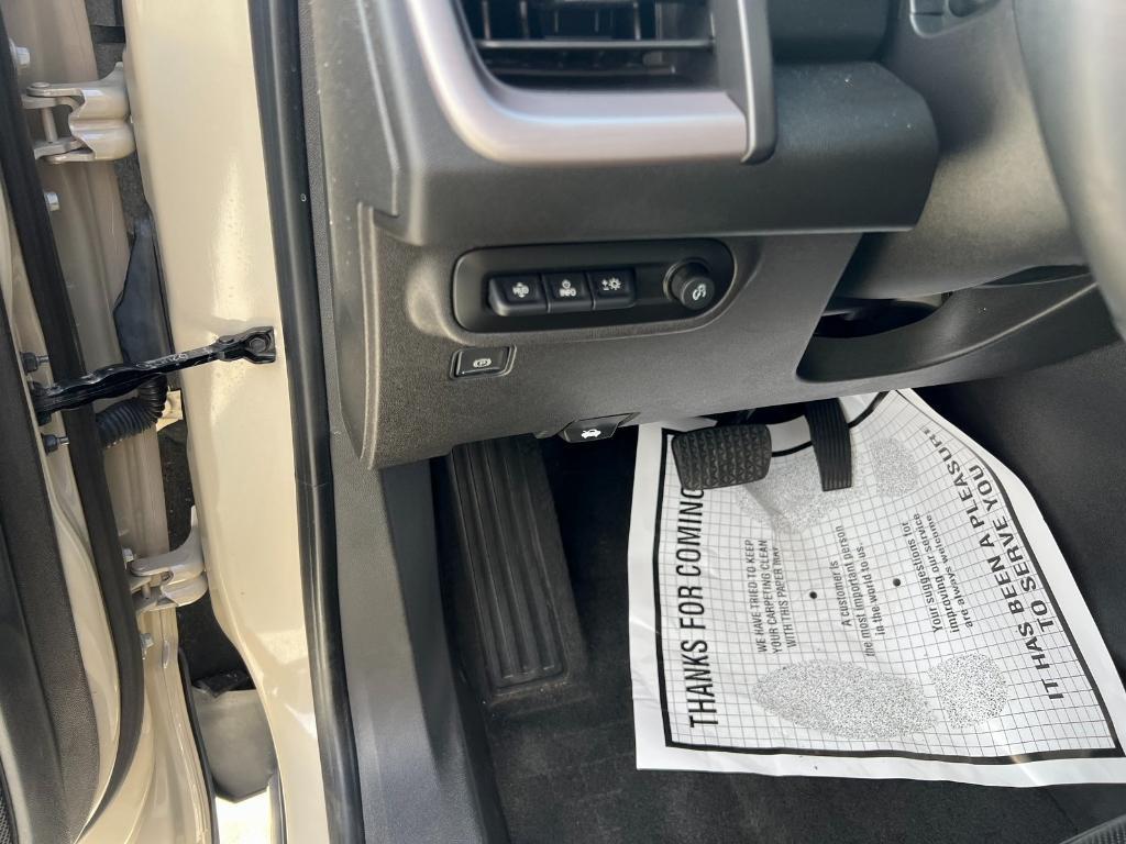 used 2023 GMC Terrain car, priced at $24,546