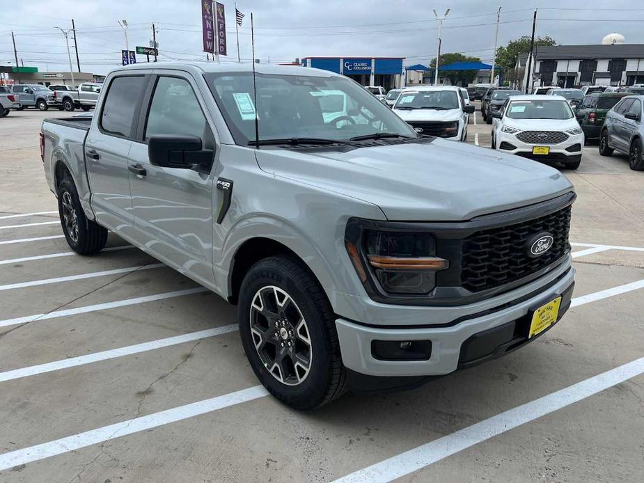 new 2024 Ford F-150 car, priced at $38,330