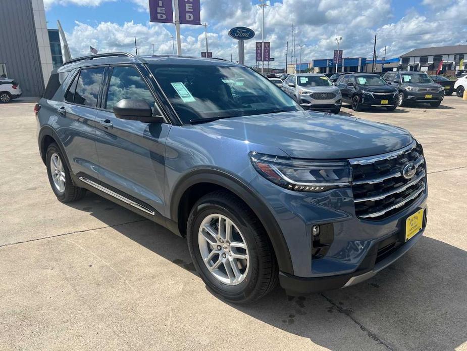 new 2025 Ford Explorer car, priced at $41,205