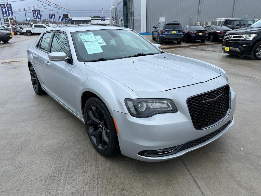 used 2022 Chrysler 300 car, priced at $23,048