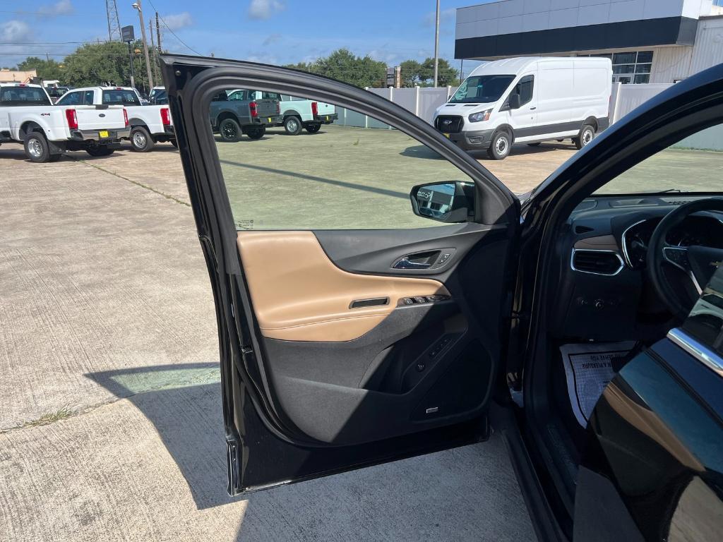 used 2023 Chevrolet Equinox car, priced at $25,173