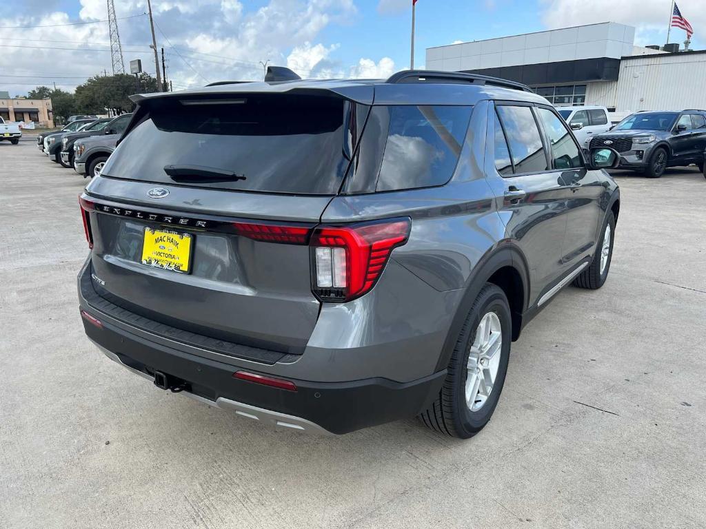 new 2025 Ford Explorer car, priced at $41,710