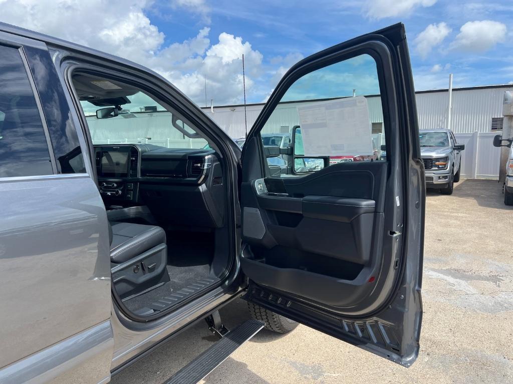 new 2025 Ford F-250 car, priced at $74,970