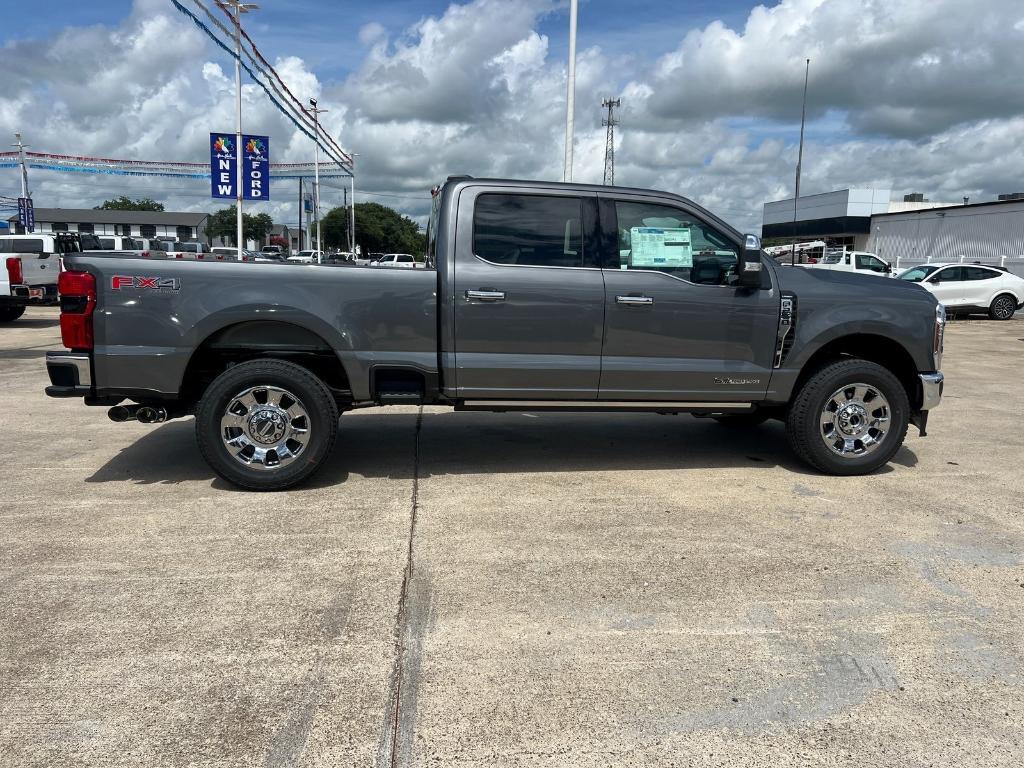 new 2025 Ford F-250 car, priced at $74,970