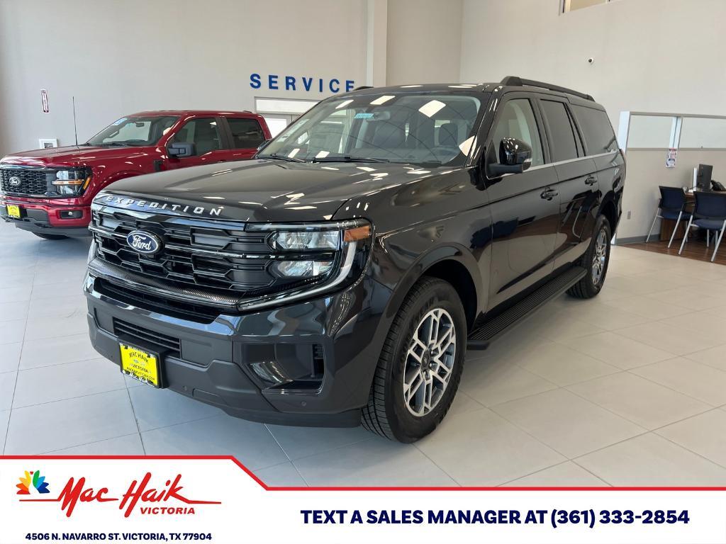 new 2025 Ford Expedition Max car, priced at $71,905