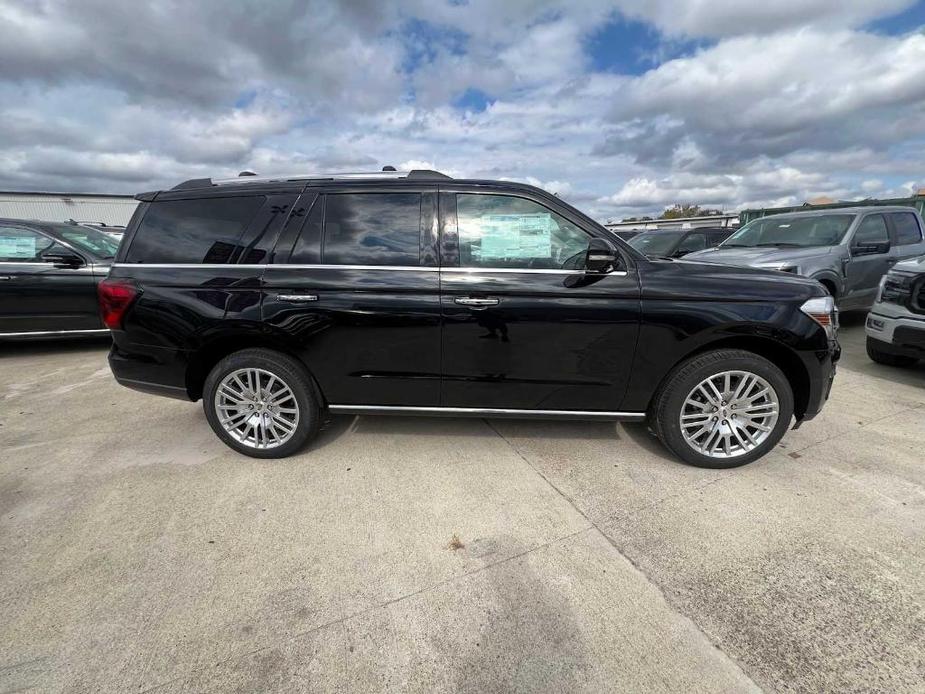 new 2024 Ford Expedition car, priced at $63,740