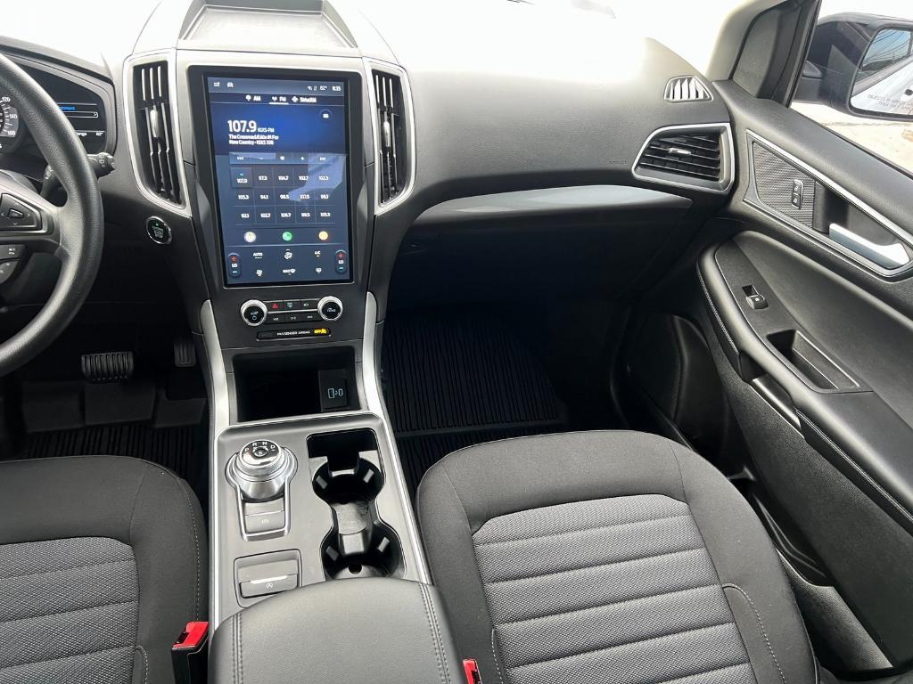used 2024 Ford Edge car, priced at $28,327