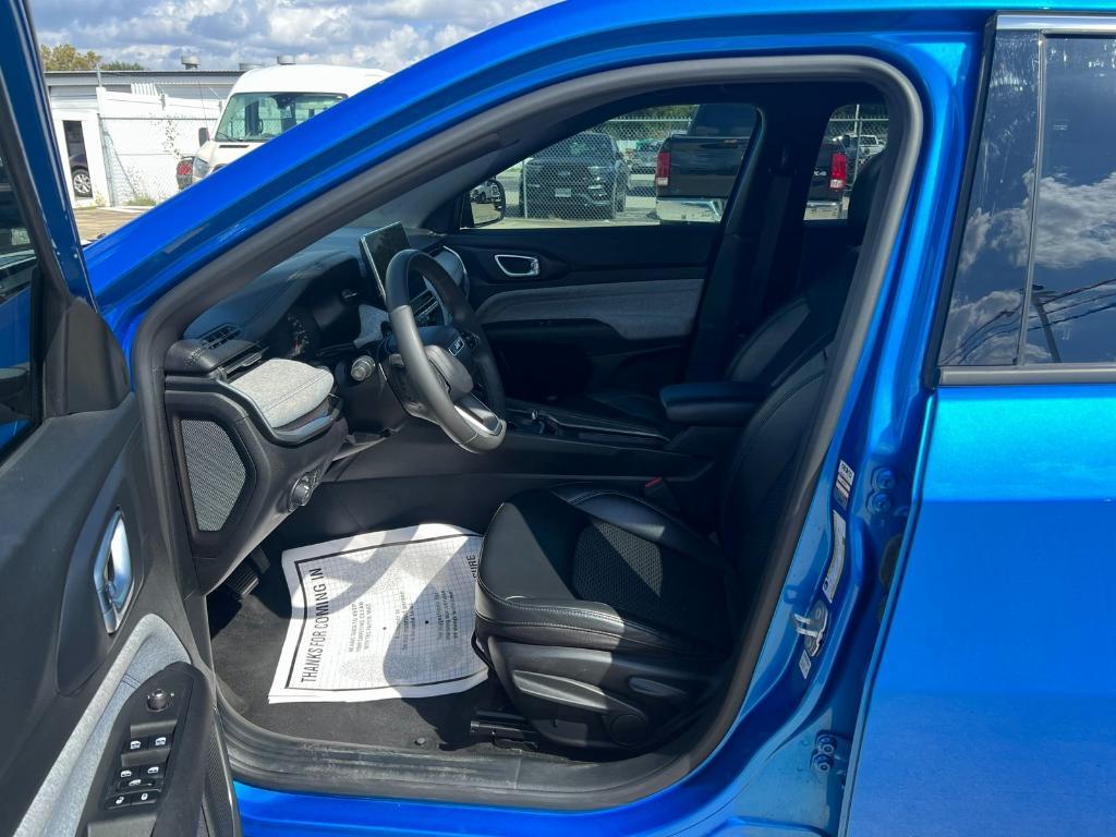 used 2023 Jeep Compass car, priced at $22,456