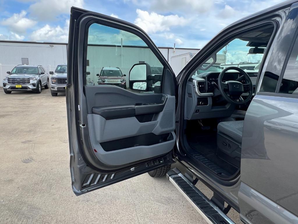 new 2025 Ford F-350 car, priced at $70,035