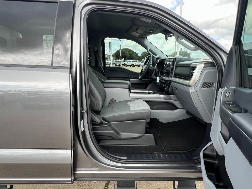 new 2025 Ford F-350 car, priced at $70,035