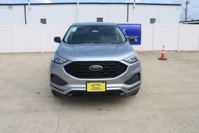 new 2024 Ford Edge car, priced at $33,015