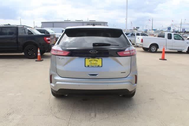 new 2024 Ford Edge car, priced at $33,015