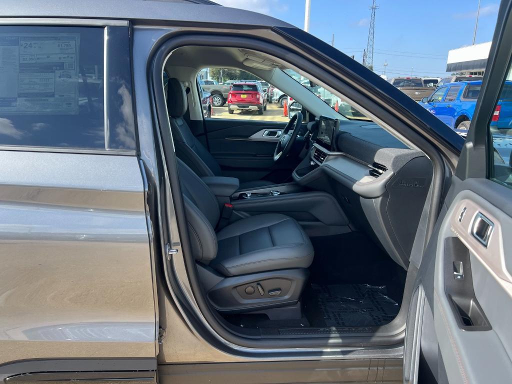 new 2026 Ford Explorer car, priced at $45,825