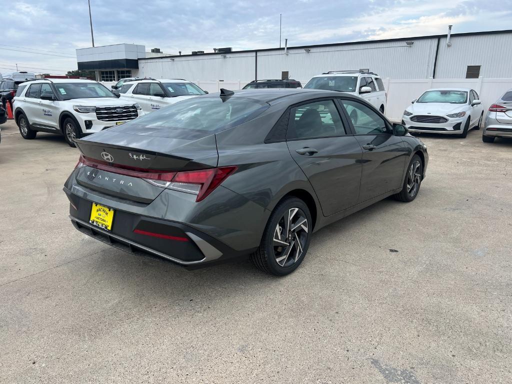 new 2025 Hyundai Elantra car, priced at $24,712