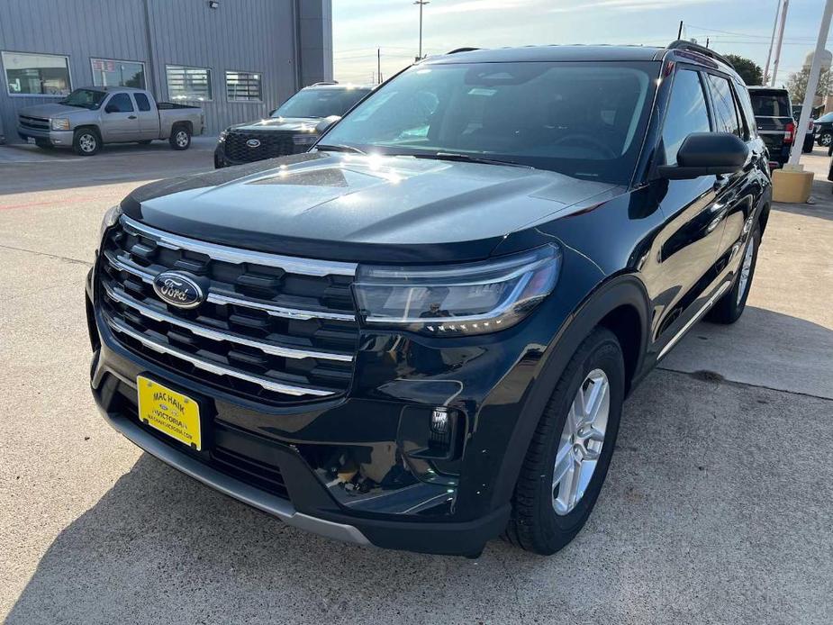 new 2025 Ford Explorer car, priced at $40,870