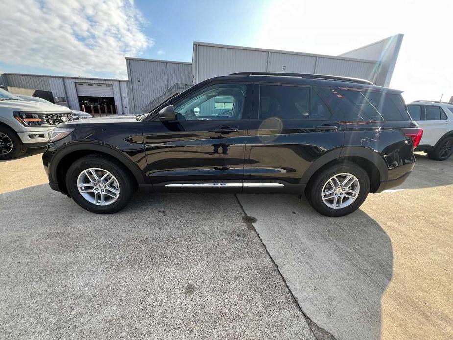 new 2025 Ford Explorer car, priced at $40,870