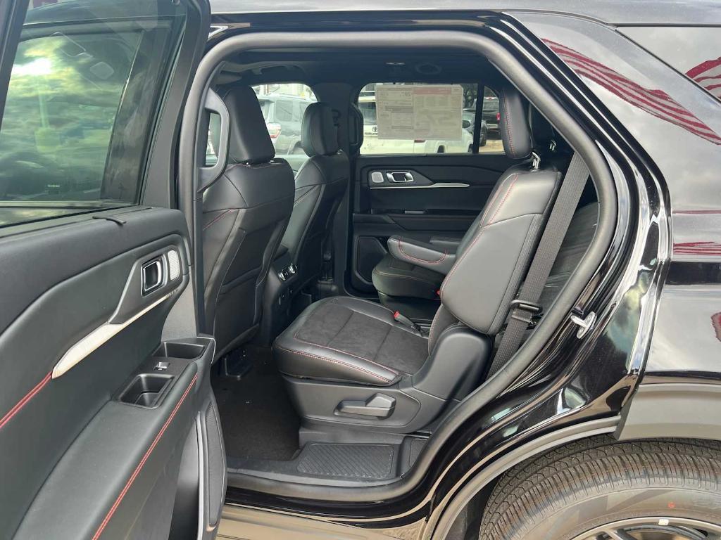 new 2025 Ford Explorer car, priced at $58,575