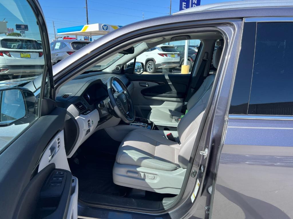 used 2016 Honda Pilot car, priced at $18,804
