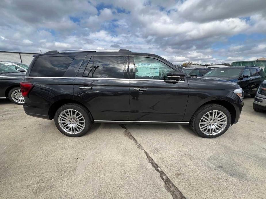 new 2024 Ford Expedition car, priced at $63,405