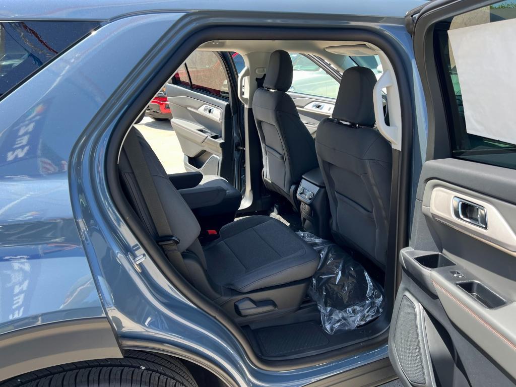 new 2025 Ford Explorer car, priced at $37,445