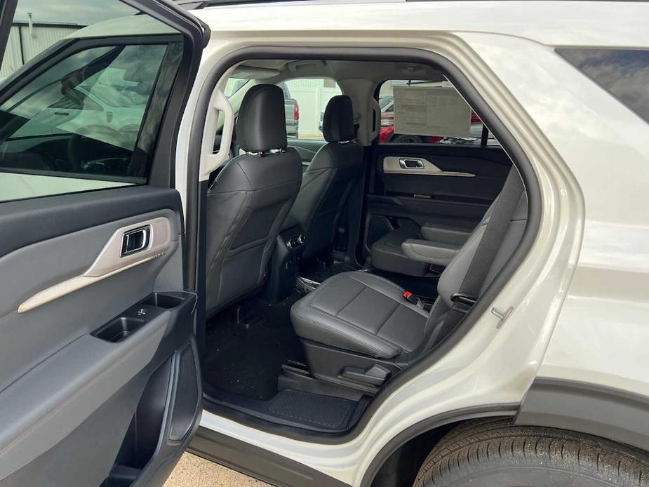 new 2025 Ford Explorer car, priced at $41,505