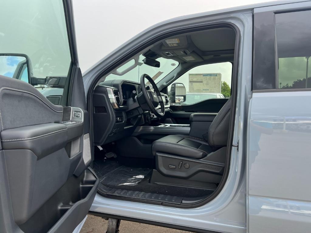 new 2025 Ford F-250 car, priced at $88,750