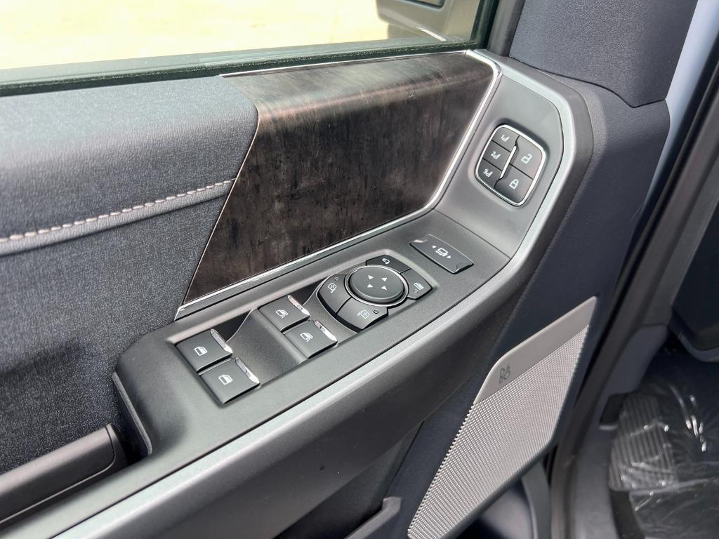 new 2025 Ford F-250 car, priced at $88,750
