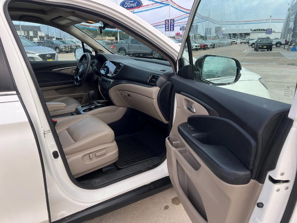 used 2019 Honda Pilot car, priced at $20,362