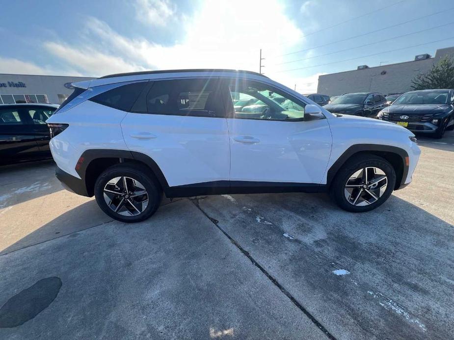 new 2025 Hyundai Tucson Hybrid car, priced at $38,435