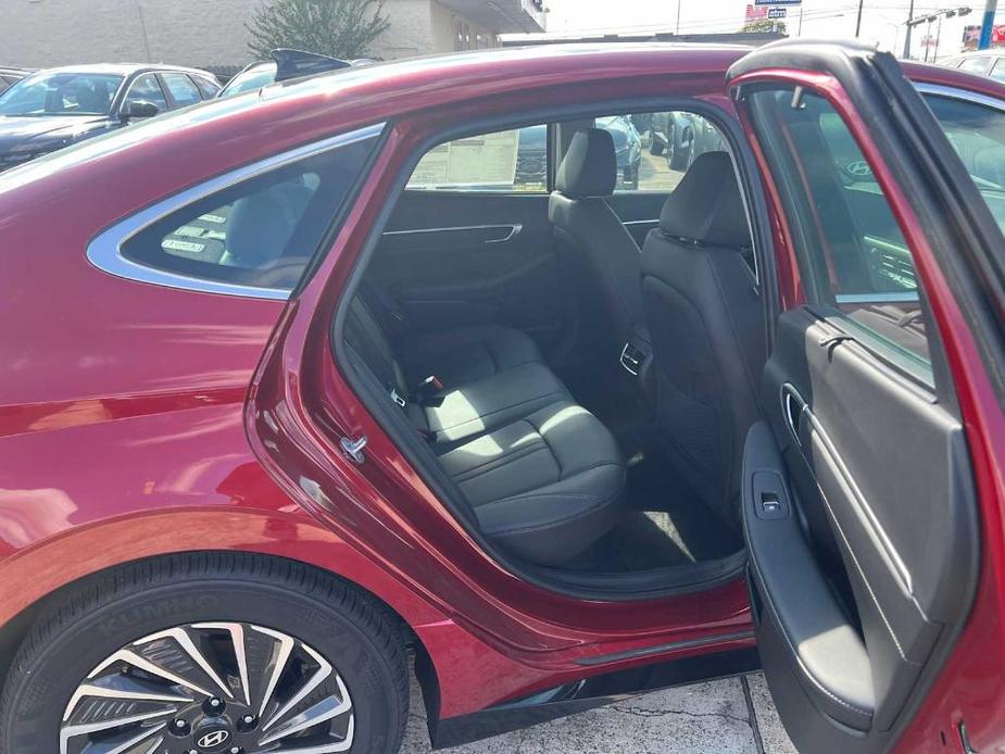 new 2024 Hyundai Sonata Hybrid car, priced at $37,334