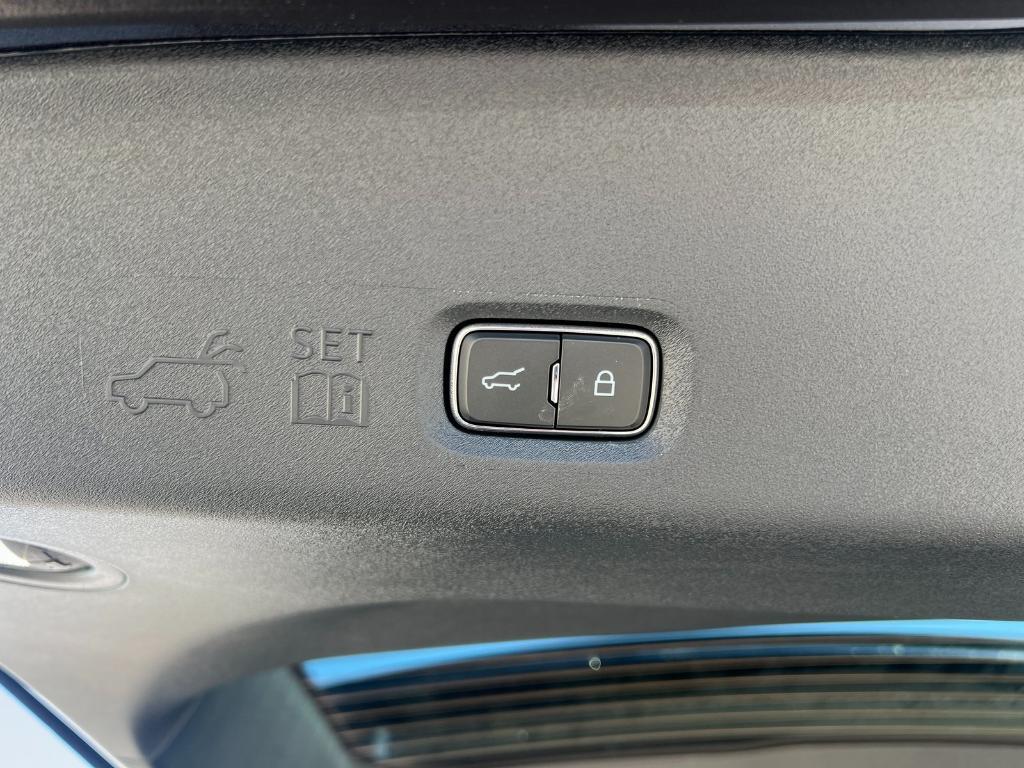 new 2025 Ford Expedition car, priced at $80,440