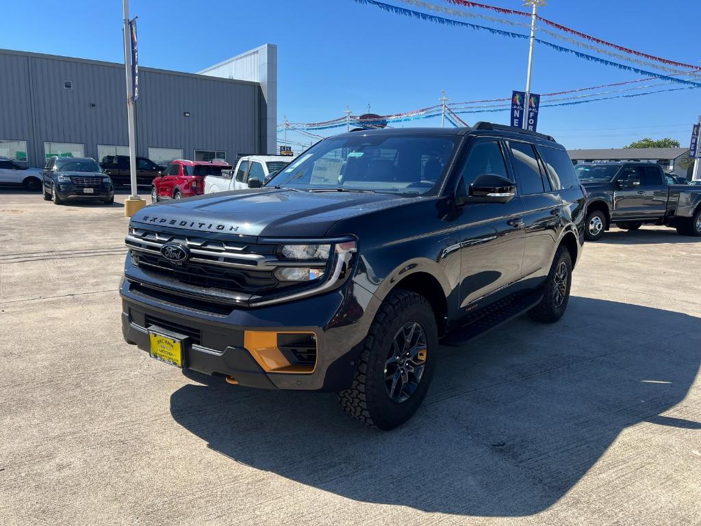 new 2025 Ford Expedition car, priced at $80,440