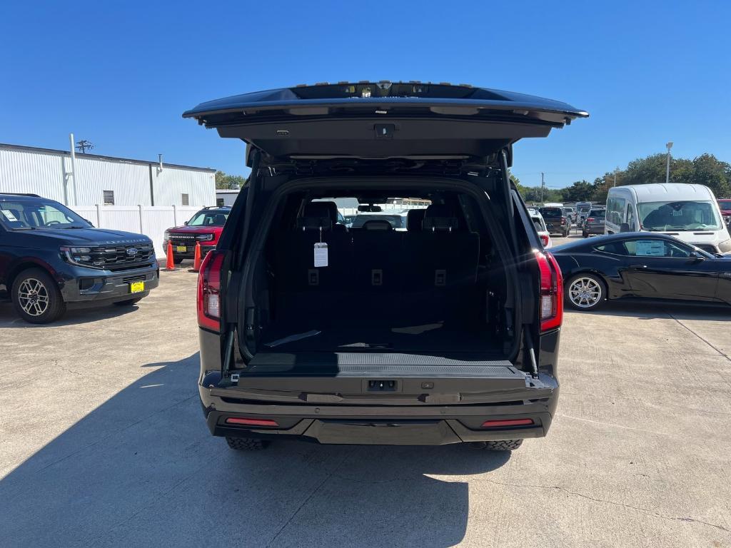 new 2025 Ford Expedition car, priced at $80,440