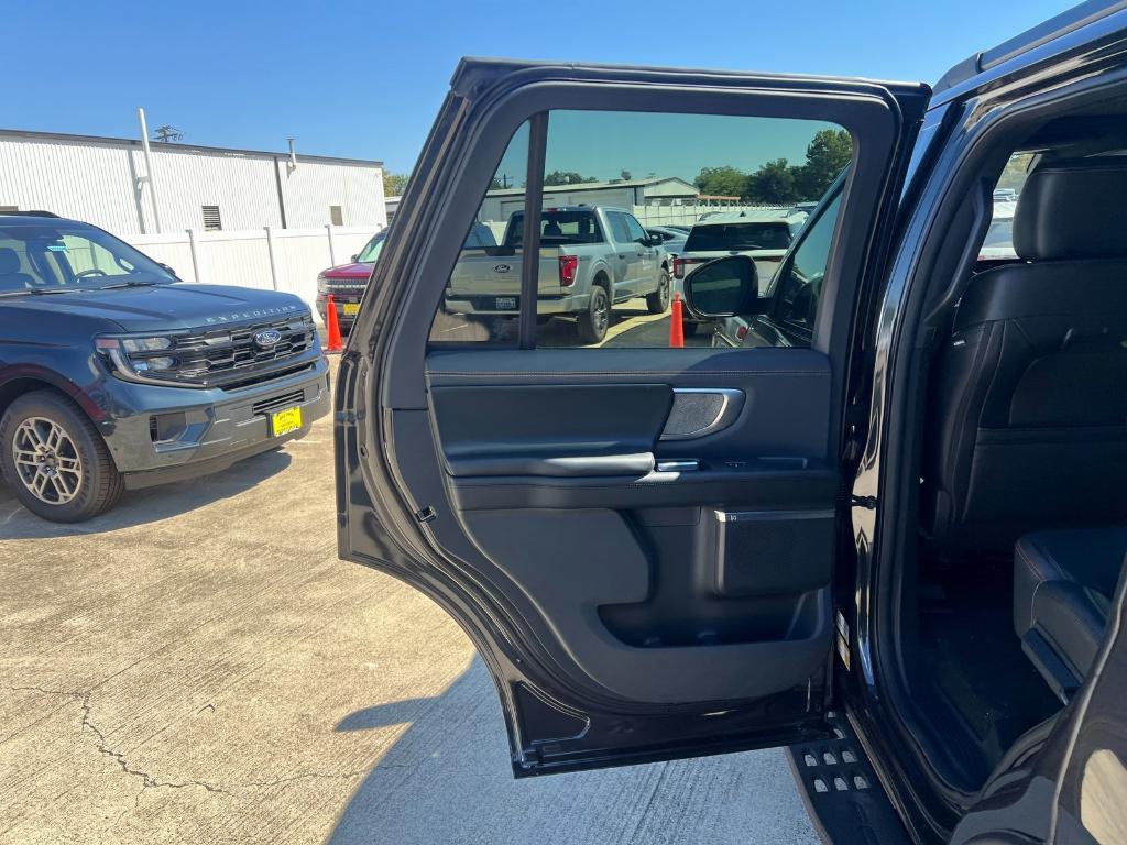 new 2025 Ford Expedition car, priced at $80,440