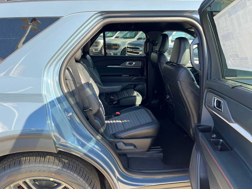 new 2025 Ford Explorer car, priced at $47,540