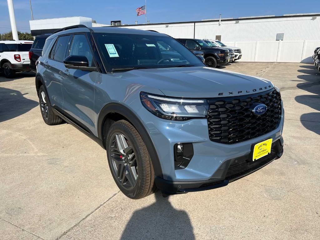 new 2025 Ford Explorer car, priced at $44,040